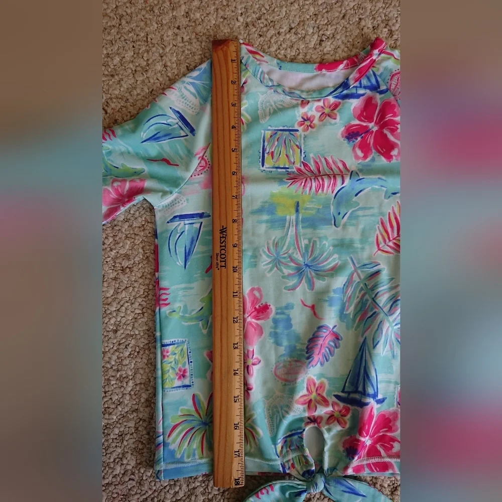 The Children's Place tropical print Long Sleeve Rash Guard TOP only sz 7/8